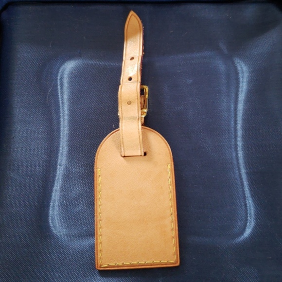 Authentic Louis Vuitton name ID tag - Picture 3 of 3